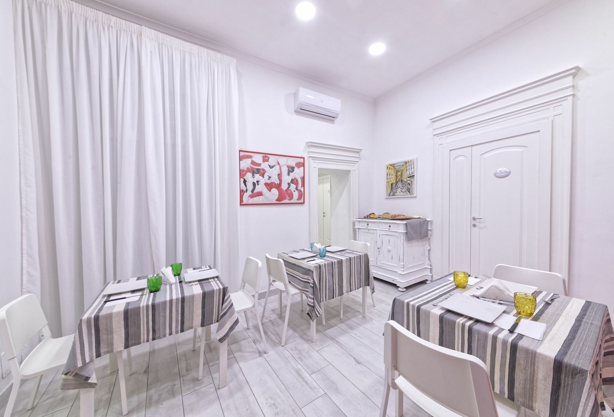 B&B Rest A Napoli Eksteriør billede