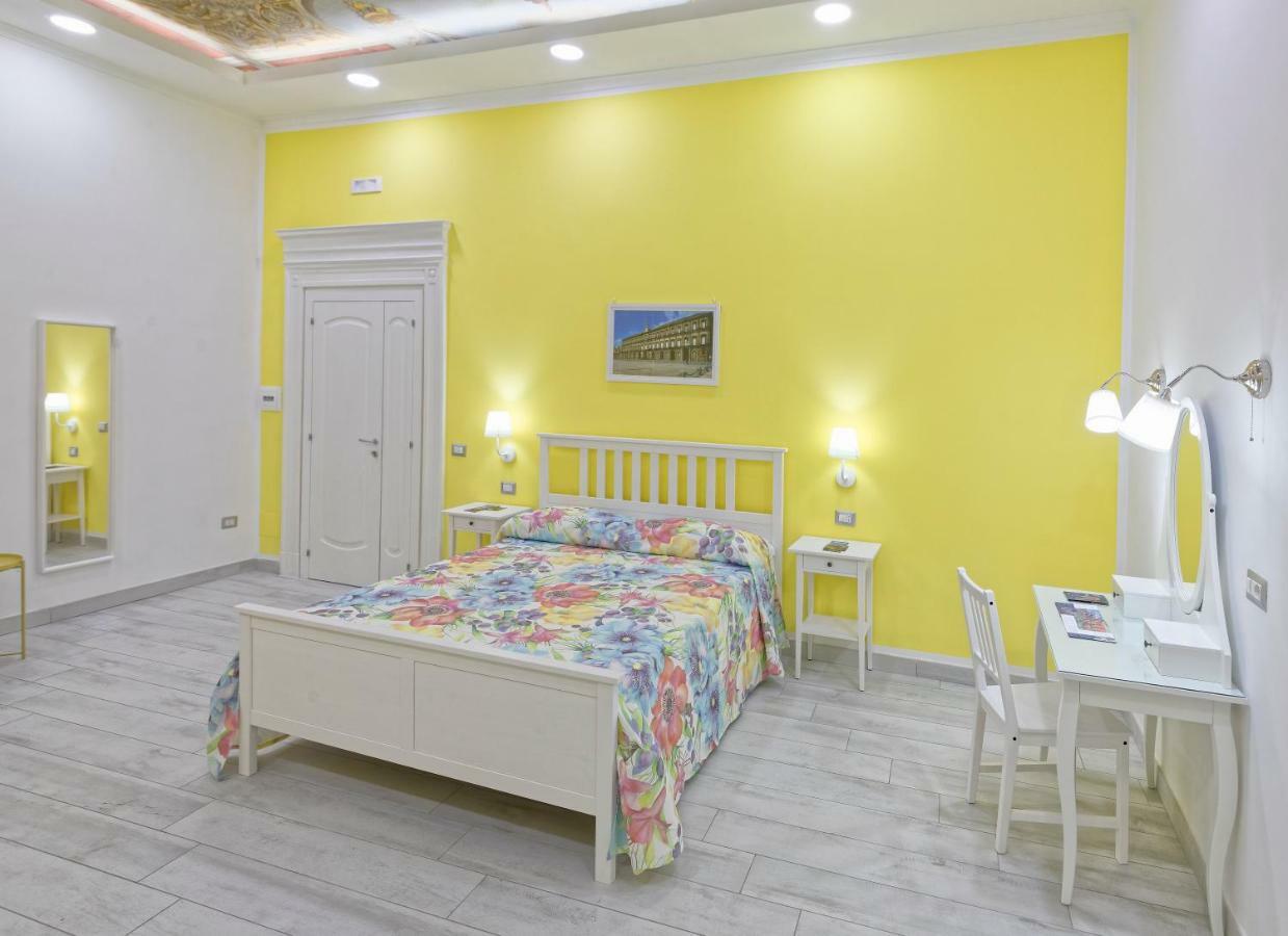 B&B Rest A Napoli Eksteriør billede
